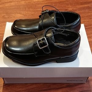 NIB Kenneth Cole Kids Shoe - In the Clouds Sz 10